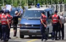 حضور پلیس آلبانی در مقر گروه تروریستی منافقین