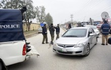 حمله شبه‌نظامیان به پاکستان و کشته شدن ۱۰ افسر پلیس