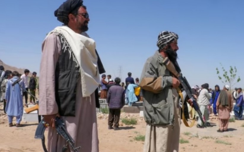 6 نمازگزار در حمله تروریستی داعش به مسجدی در هرات افغانستان کشته شدند