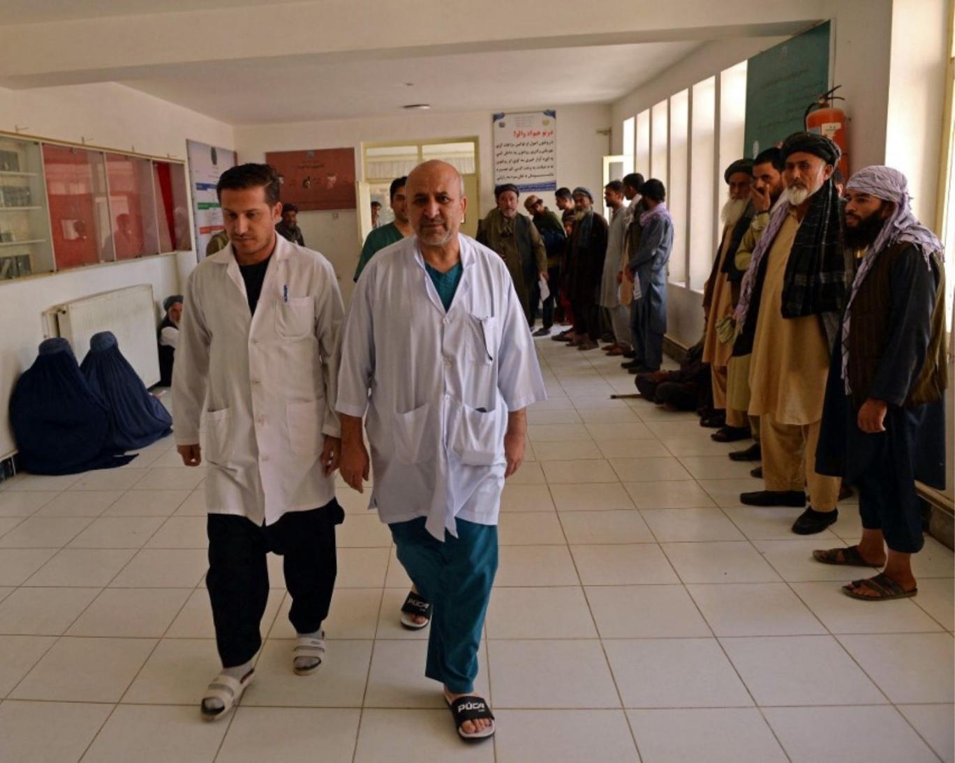 در افغانستان، تحریم ها بیشتر از جنگ تلفات می گیرند