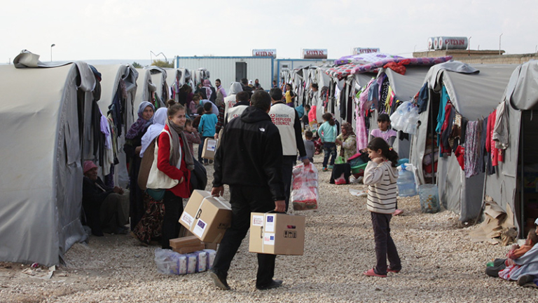 هزاران آواره سوری به کشورشان بازگشتند