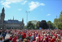 معترضان هلندی: برای غزه یک خط قرمز ایجاد کنید